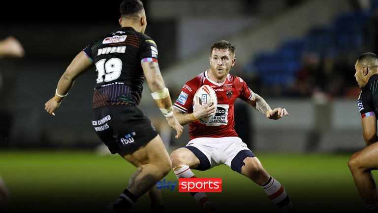 Marc Sneyd's mistake from the goal line dropout saw Jake Wardle run in unopposed for the try as Wigan went on to beat Salford in the Super League.