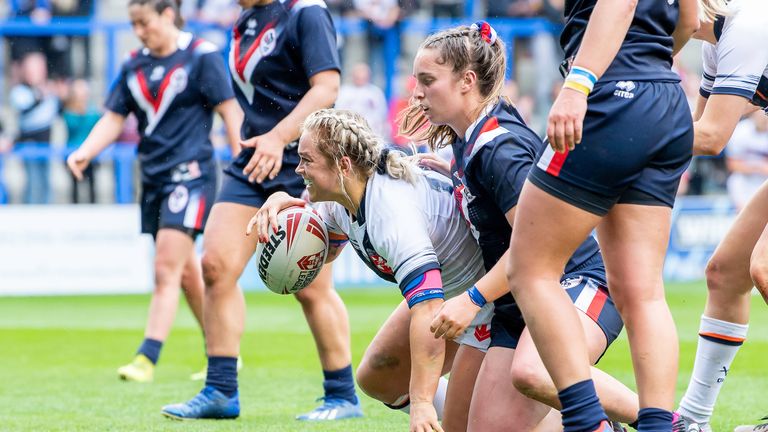 Picture by Allan McKenzie/SWpix.com - 29/04/2023 - Rugby League - Rugby League Mid-Season International - England Women v France Women - Halliwell Jones Stadium, Warrington, England - England's Shona Hoyle scores a try against France.