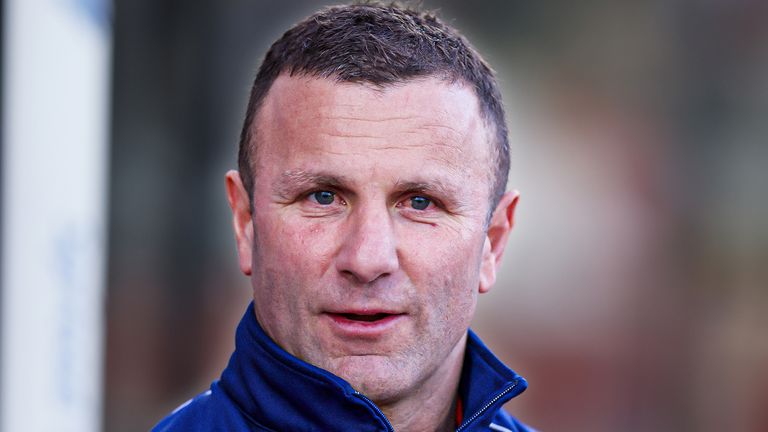 willie peters re-signs as head coach at hull kr