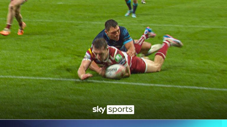 Hall brilliant tackle stops Field in his tracks